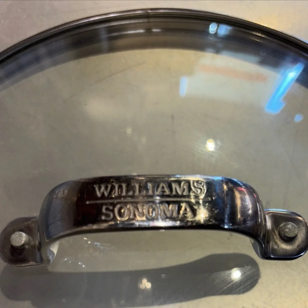 WILLIAM SONOMA GLASS LID IRON CLAD HANDLE OUTER RIM 11” ROUND INNER RIM 10”